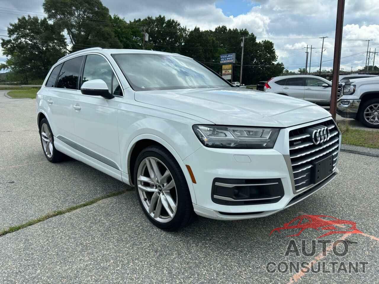 AUDI Q7 2018 - WA1VAAF74JD006370