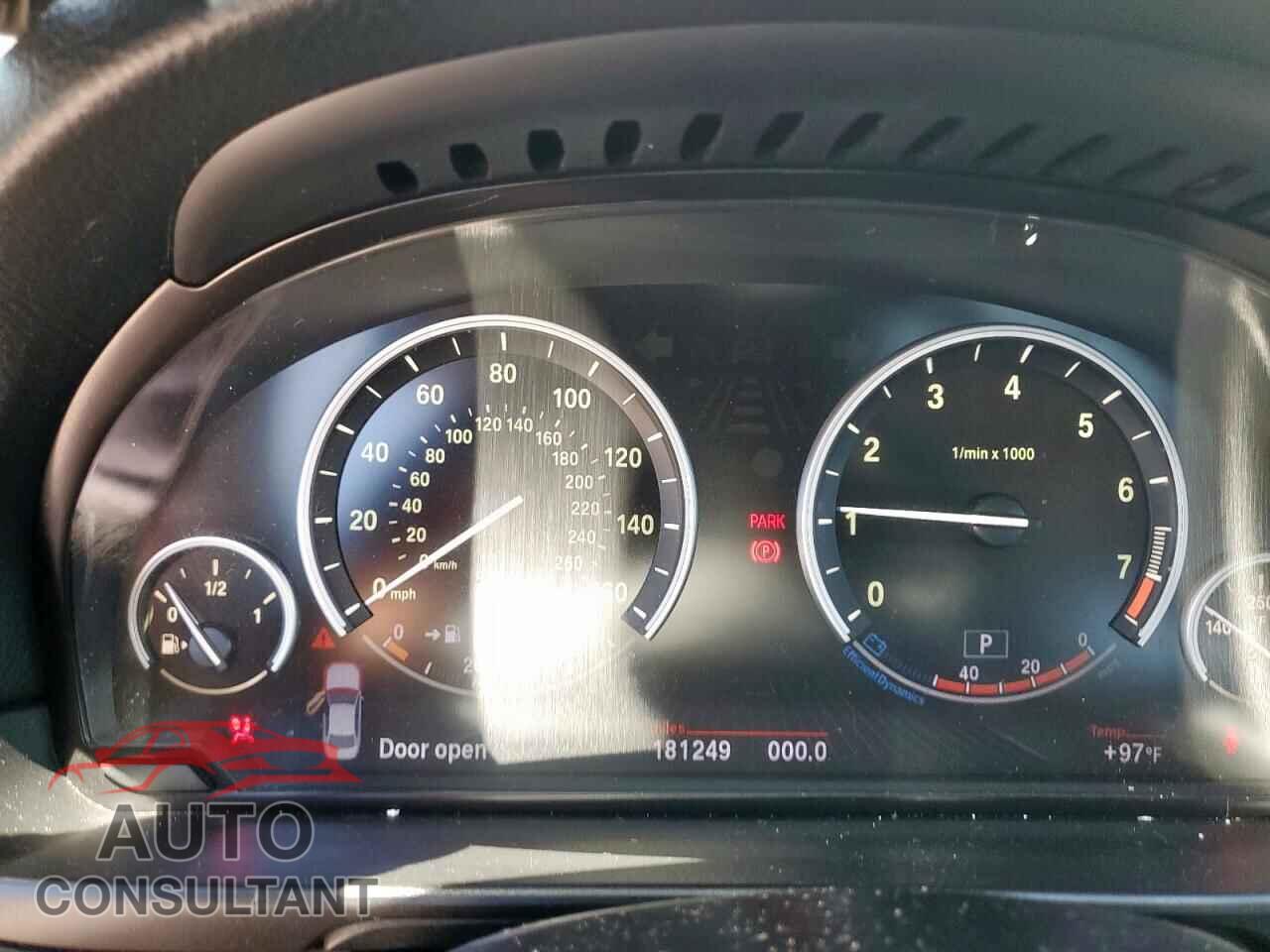 BMW 5 SERIES 2013 - WBAFR7C56DC819712