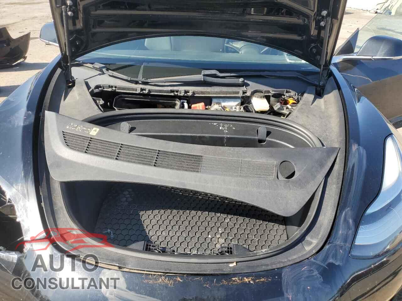 TESLA MODEL 3 2018 - 5YJ3E1EB2JF068429