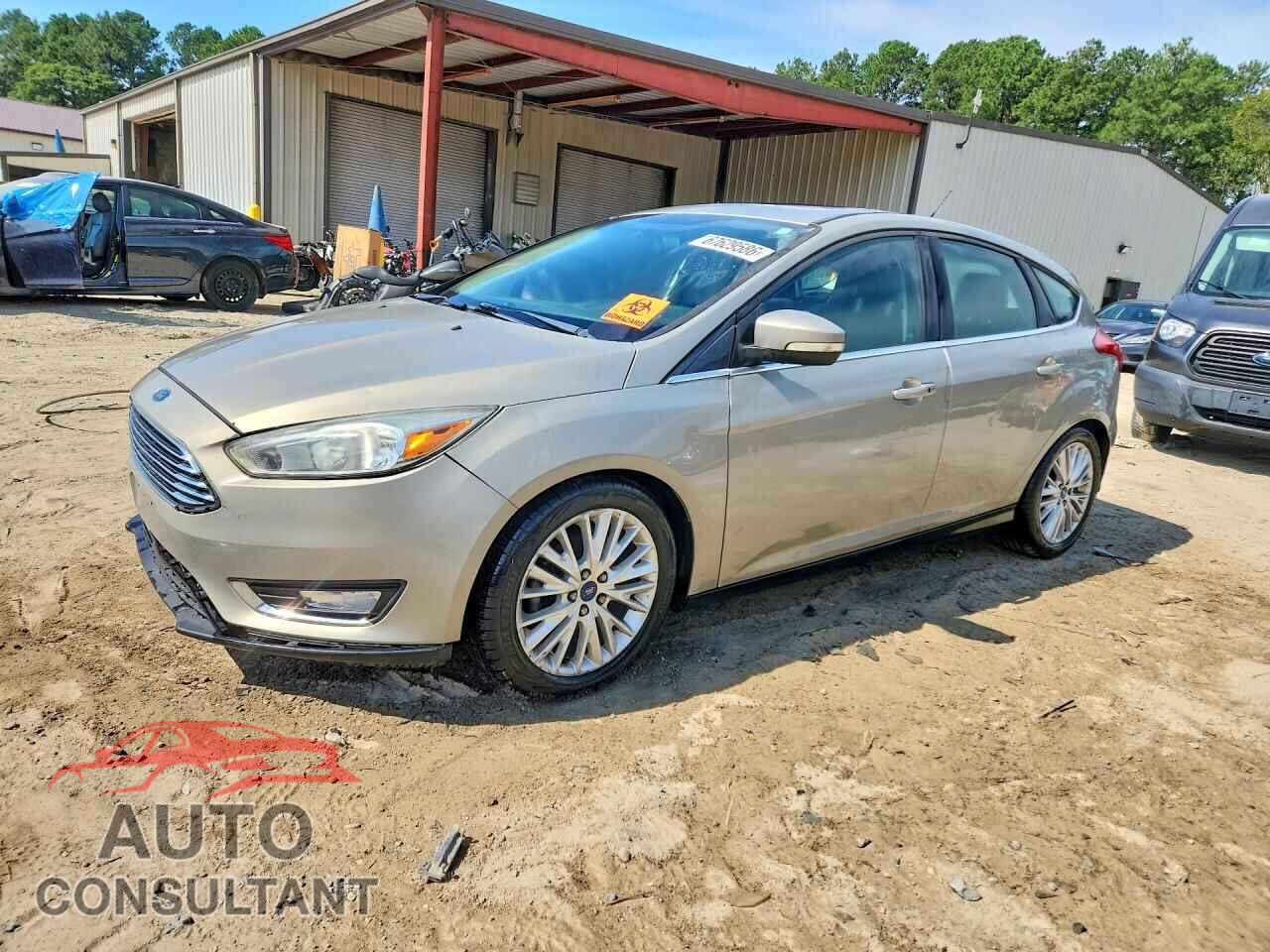 FORD FOCUS 2016 - 1FADP3N28GL320299