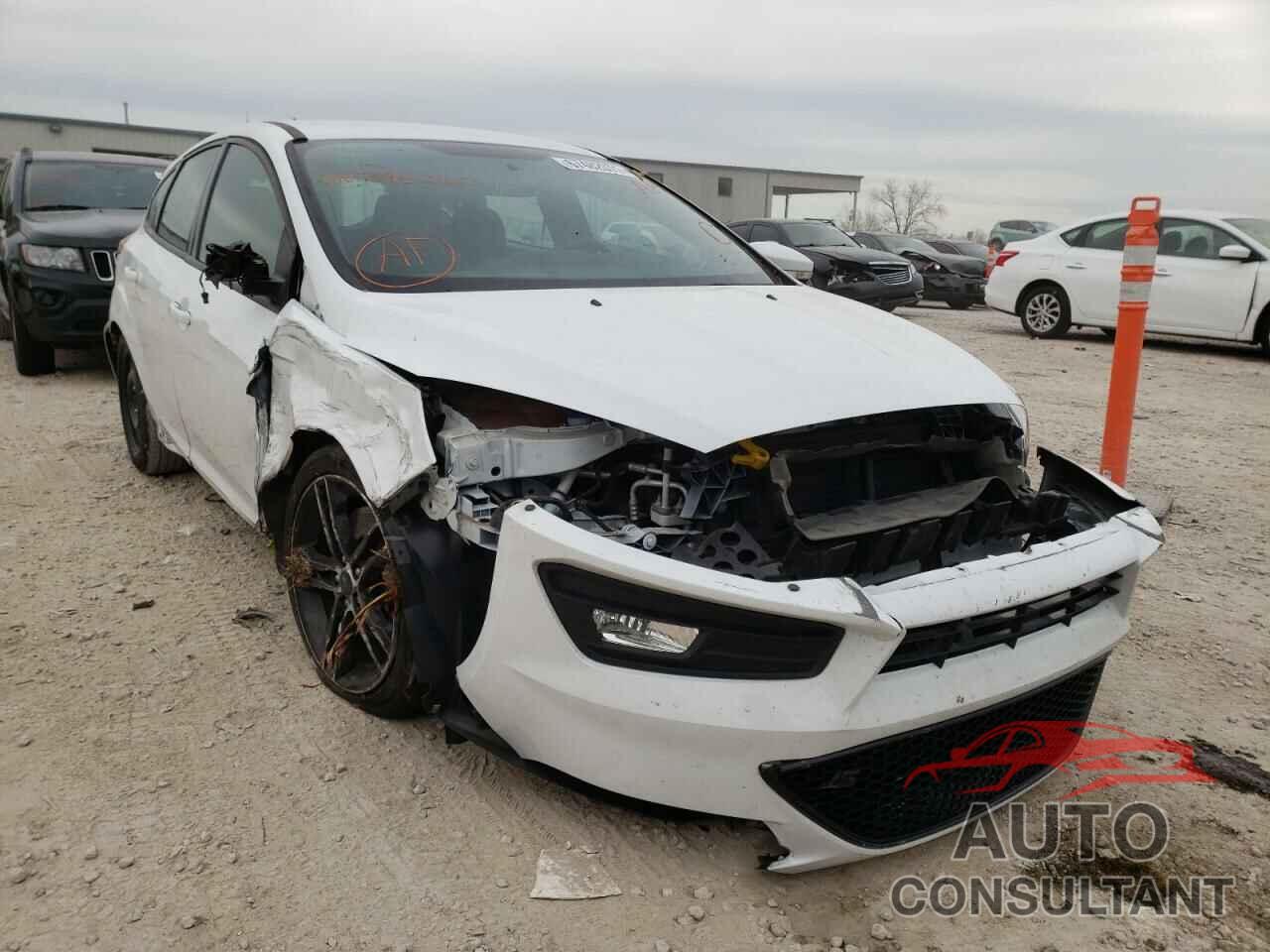 FORD FOCUS 2016 - 1FADP3L94GL395260