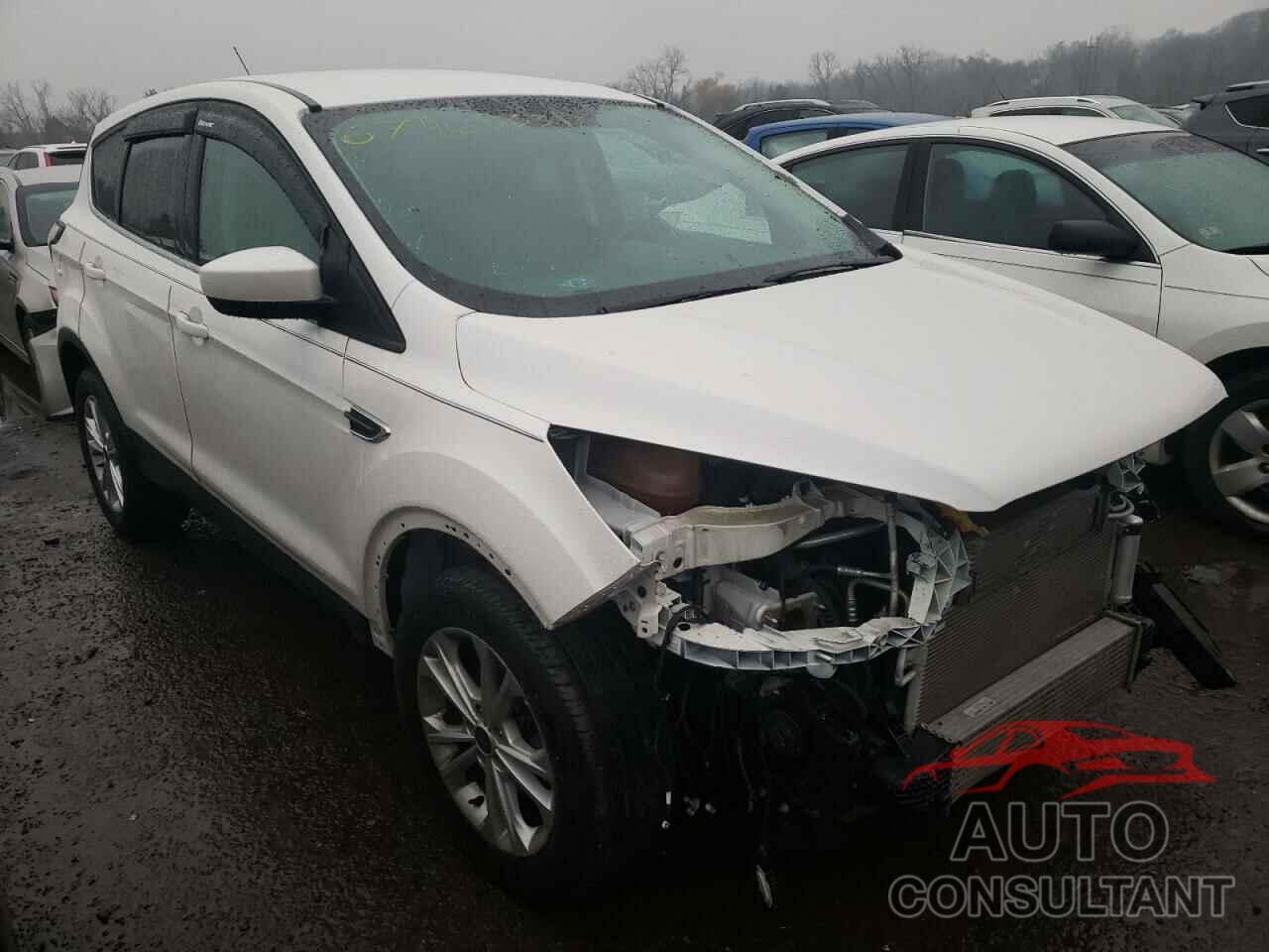 FORD ESCAPE 2017 - 1FMCU9G99HUE83286