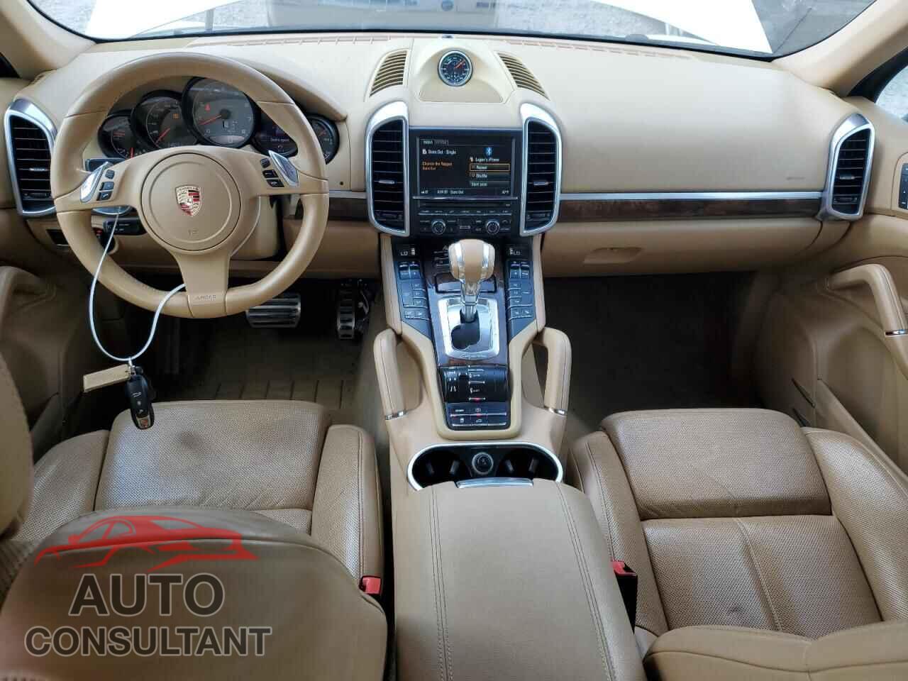 PORSCHE CAYENNE 2012 - WP1AB2A2XCLA51159