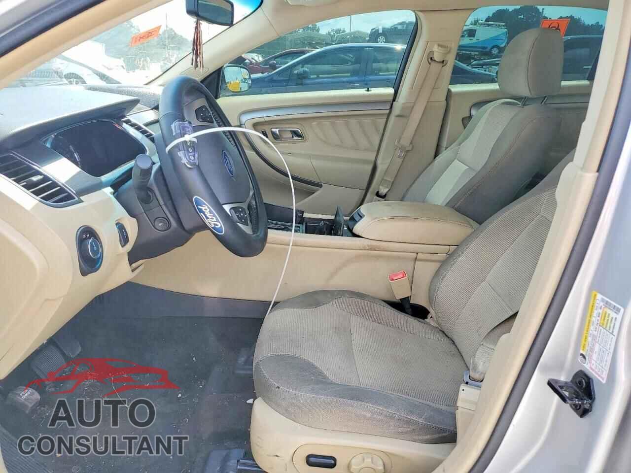 FORD TAURUS 2015 - 1FAHP2E85FG120827
