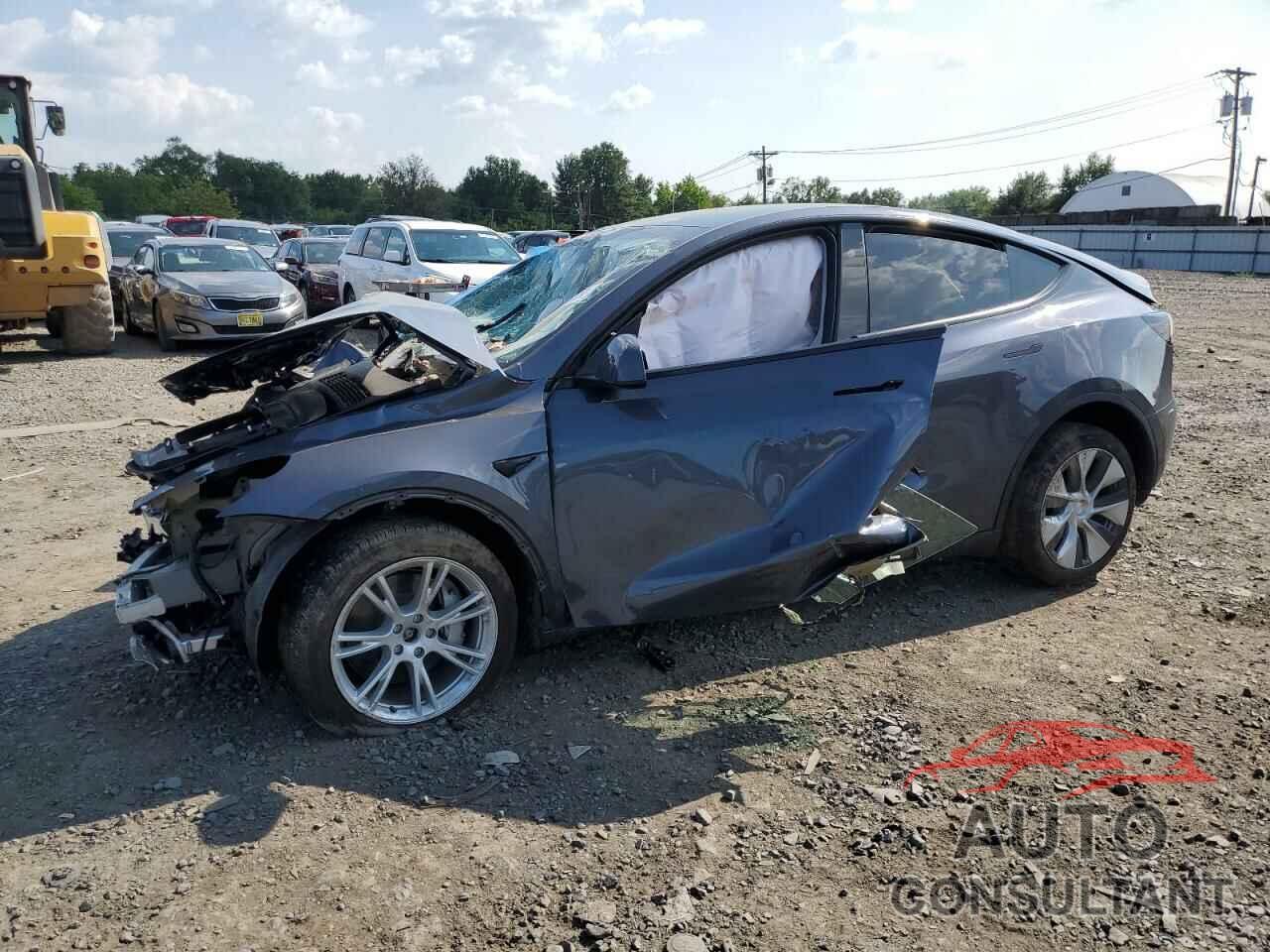 TESLA MODEL Y 2023 - 7SAYGDEE0PF790845