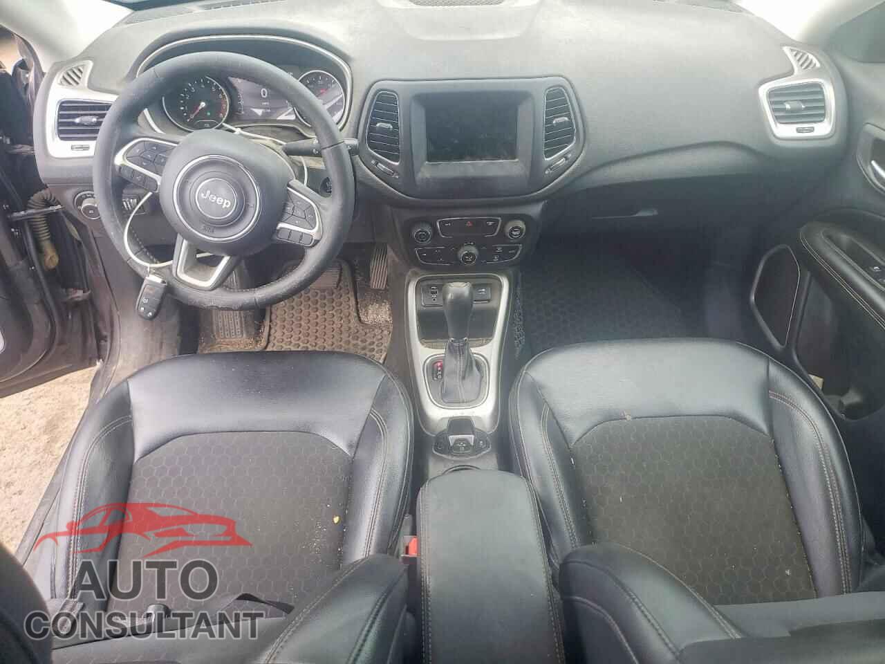 JEEP COMPASS 2018 - 3C4NJCBB3JT134184