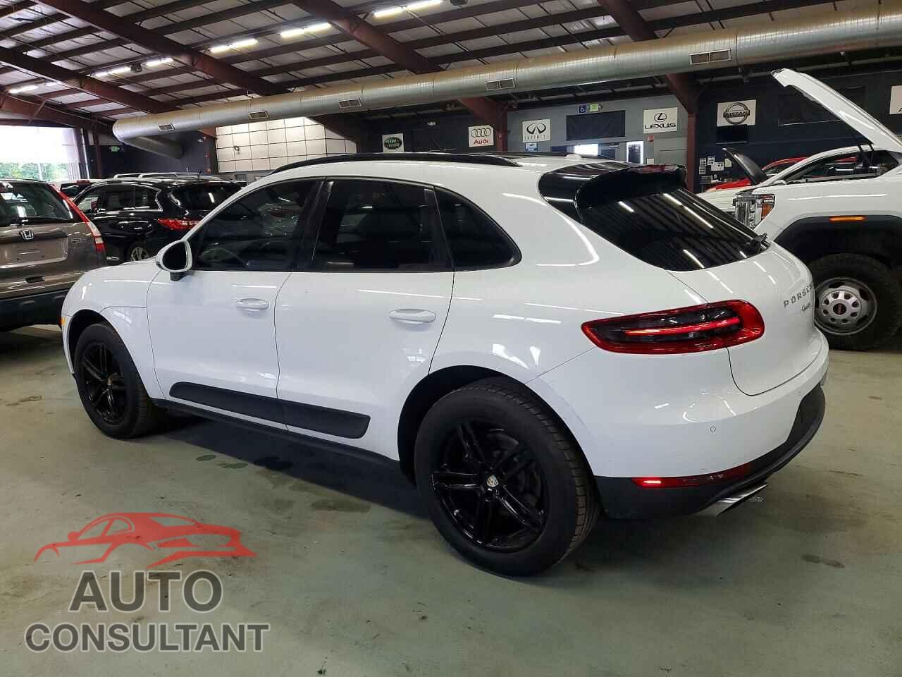 PORSCHE MACAN 2017 - WP1AA2A57HLB08065