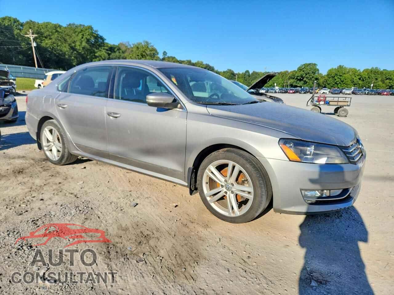 VOLKSWAGEN PASSAT 2014 - 1VWCN7A39EC059454