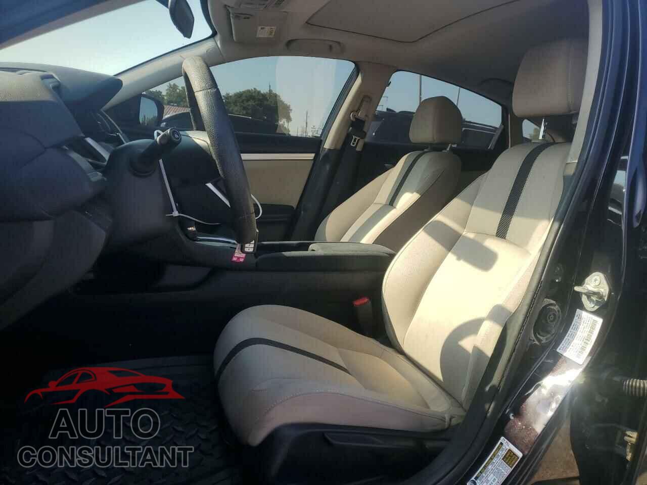 HONDA CIVIC 2017 - 19XFC2F78HE060581
