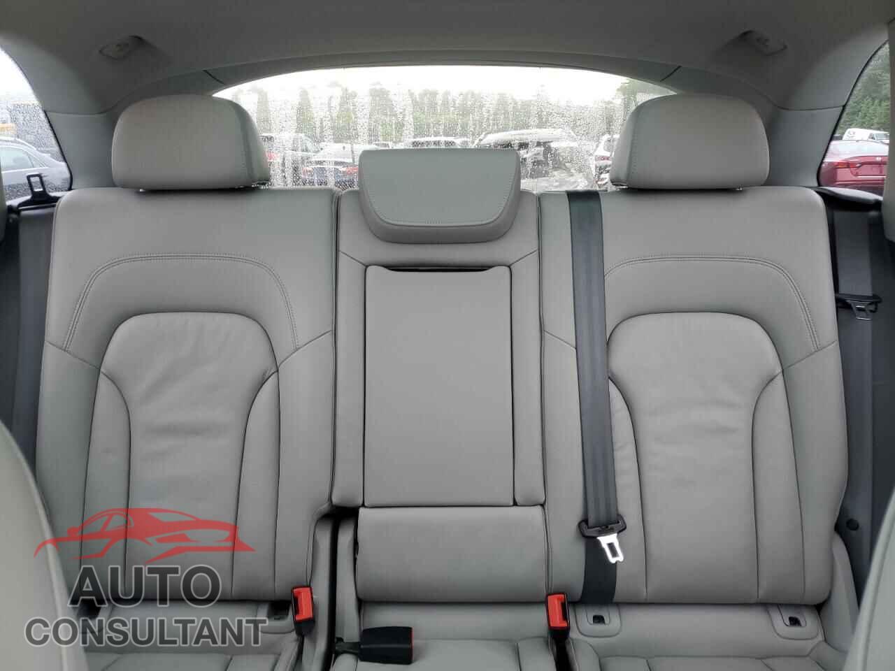 AUDI Q5 2014 - WA1LFAFP1EA025152
