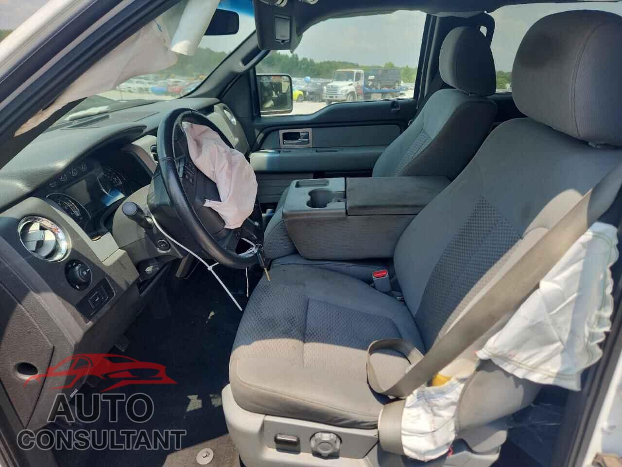FORD F-150 2011 - 1FTFW1CF3BKD80912