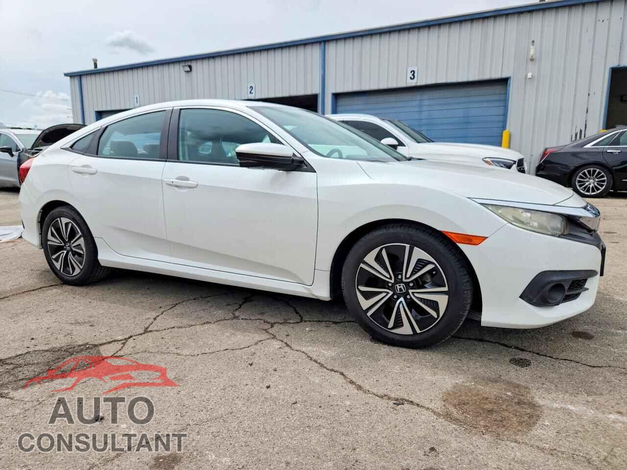 HONDA CIVIC 2017 - 19XFC1F77HE011303