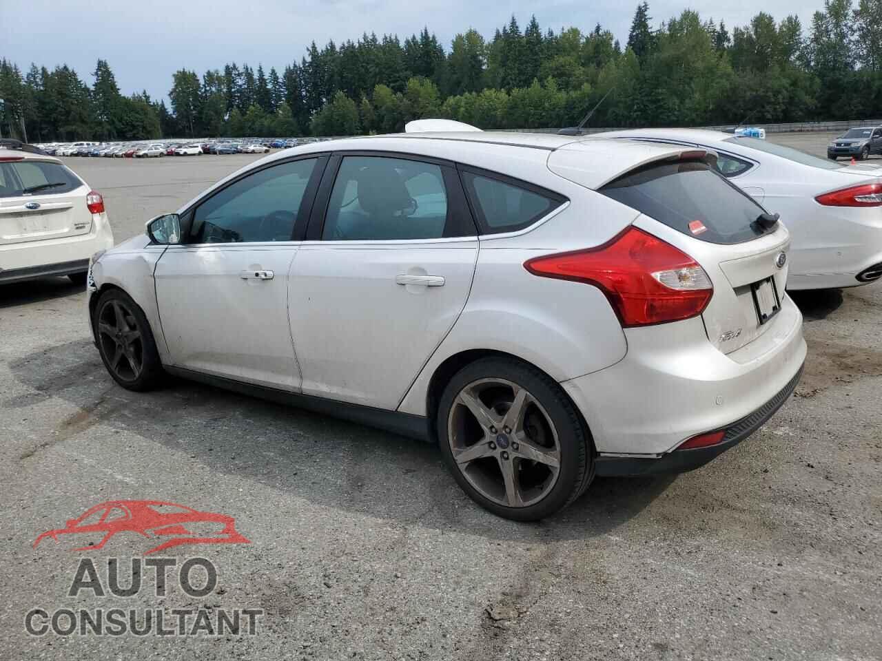 FORD FOCUS 2012 - 1FAHP3N22CL430101