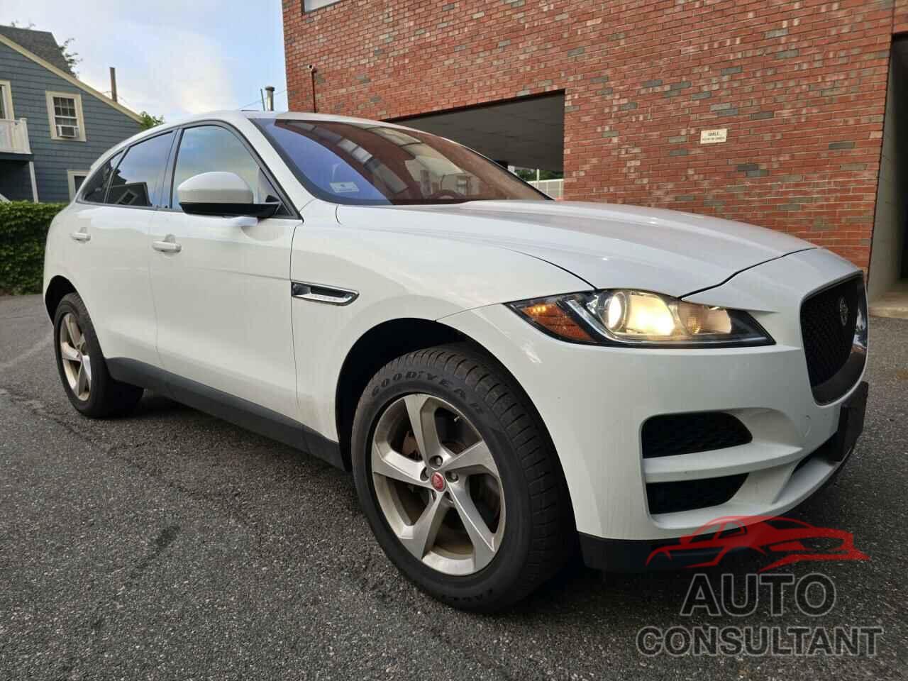 JAGUAR F-PACE 2018 - SADCJ2GX6JA238427