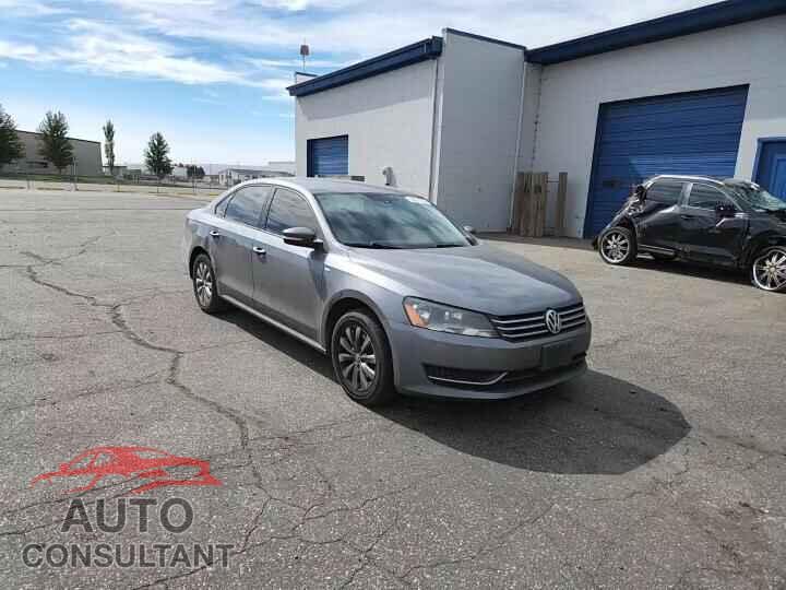 VOLKSWAGEN PASSAT 2014 - 1VWAP7A35EC002458
