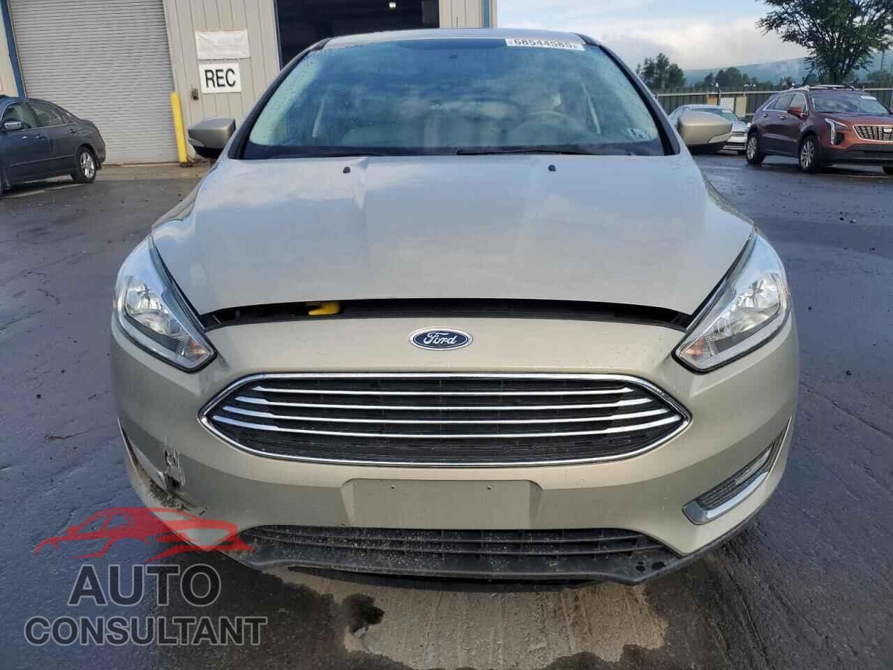 FORD FOCUS 2016 - 1FADP3N27GL302909