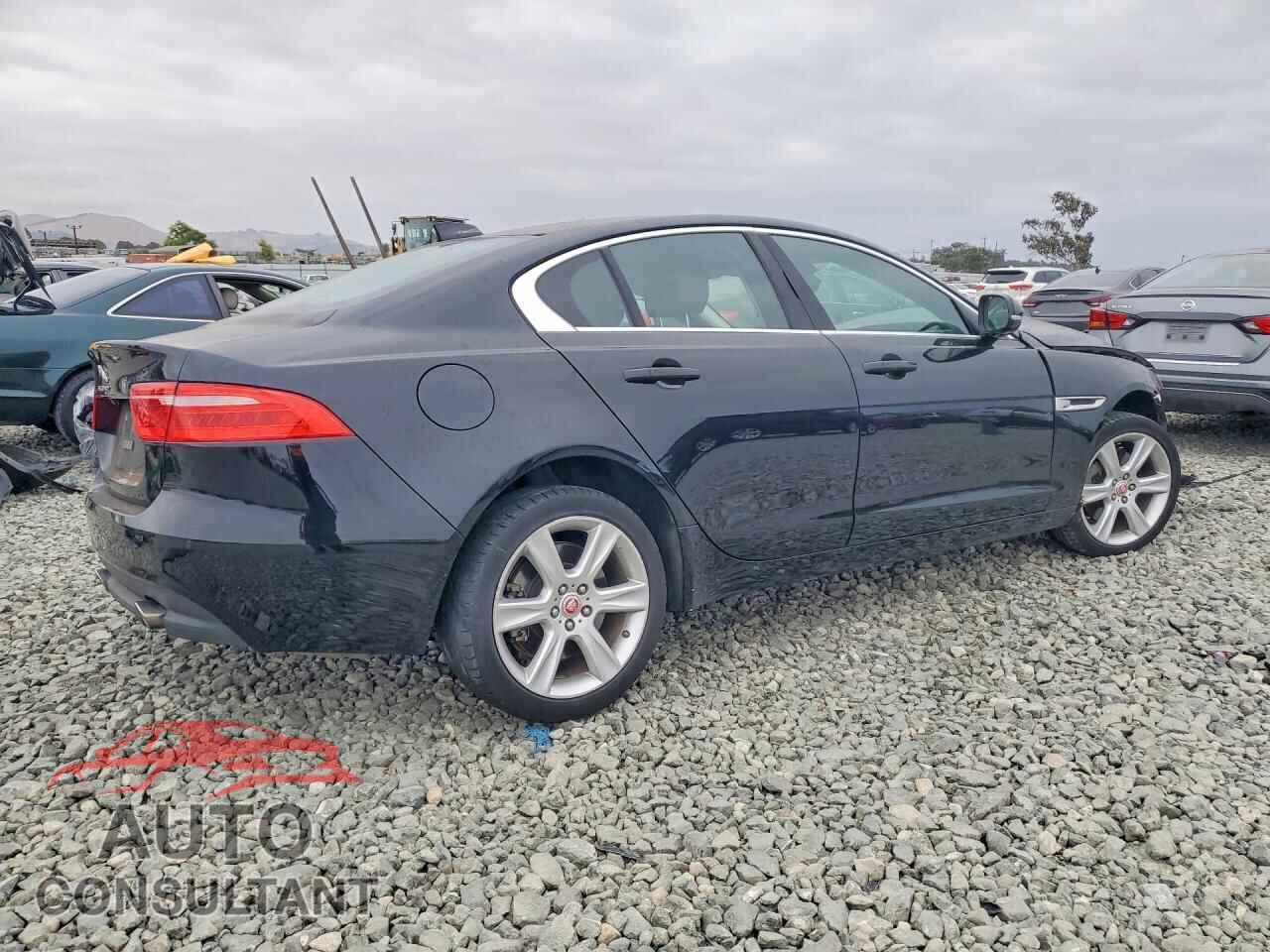 JAGUAR XE 2017 - SAJAE4BG5HA961921