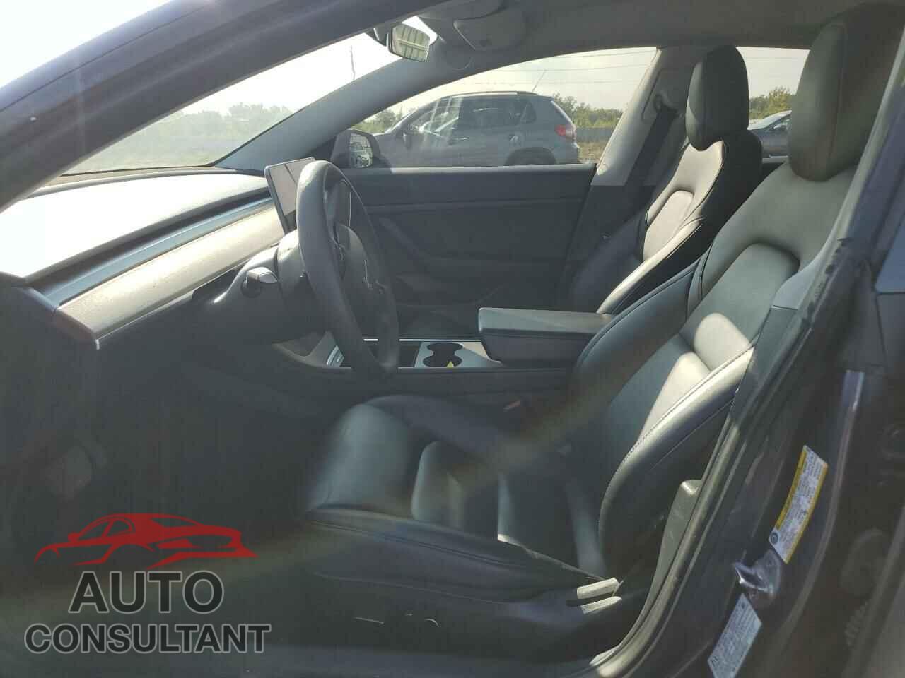 TESLA MODEL 3 2021 - 5YJ3E1EA5MF938525