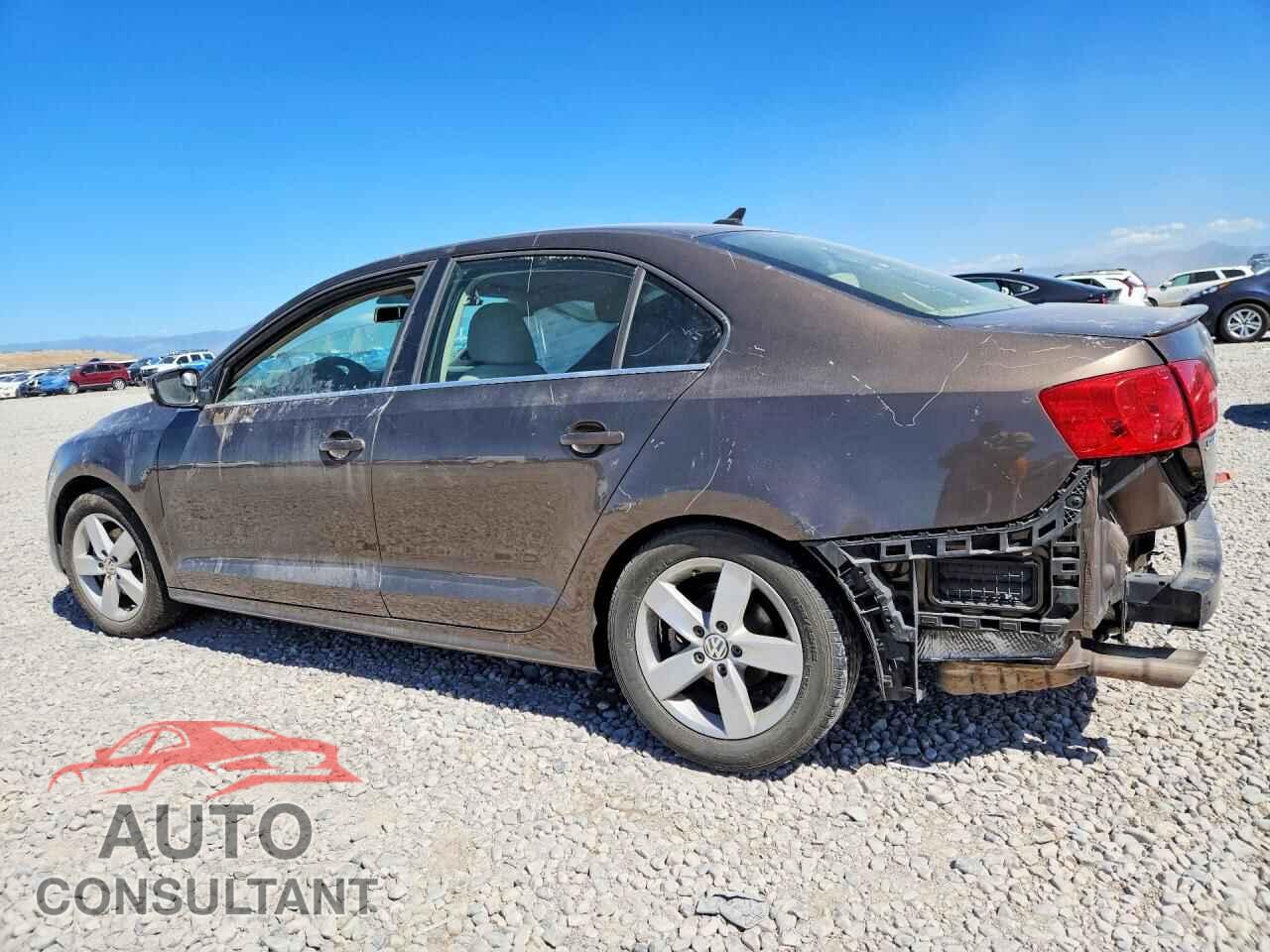 VOLKSWAGEN JETTA 2012 - 3VWLL7AJ4CM371911
