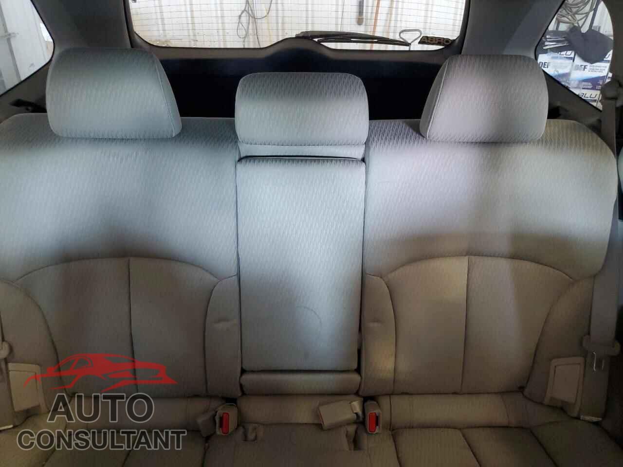 SUBARU OUTBACK 2011 - 4S4BRCCC4B3357619