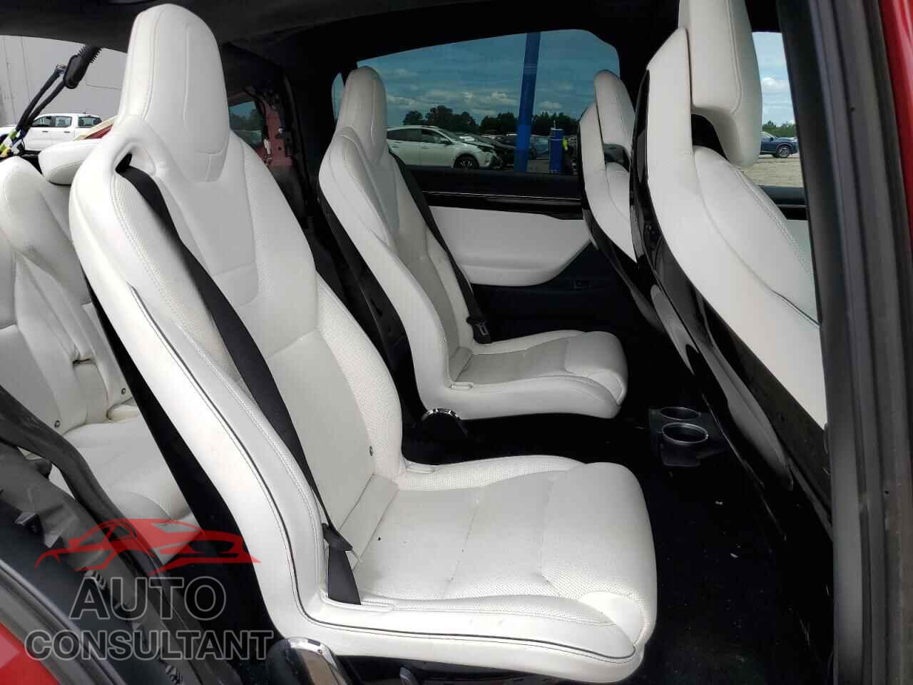 TESLA MODEL X 2016 - 5YJXCBE29GF022005