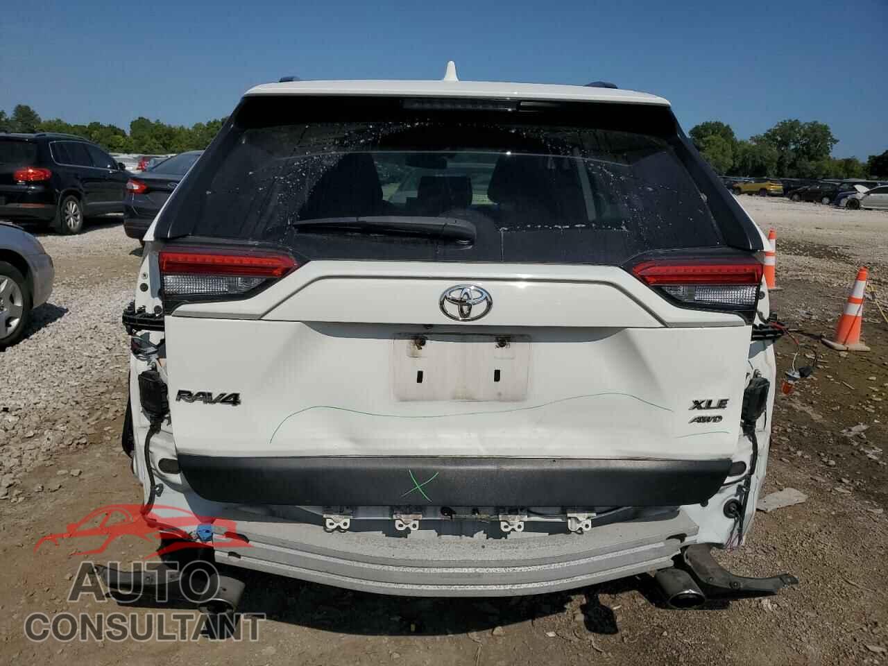 TOYOTA RAV4 2019 - JTMP1RFV3KD039938