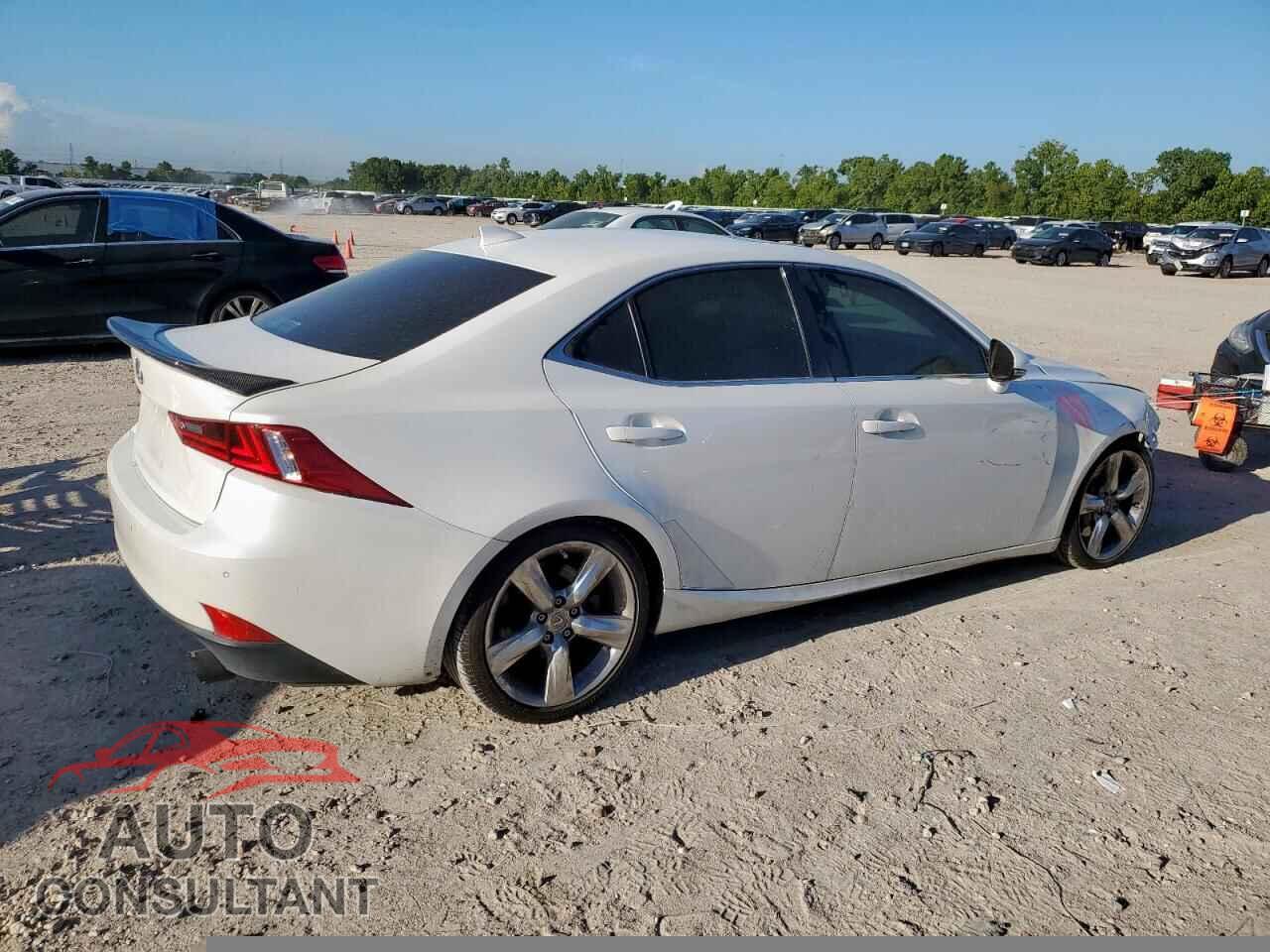 LEXUS IS 2014 - JTHBE1D25E5014352