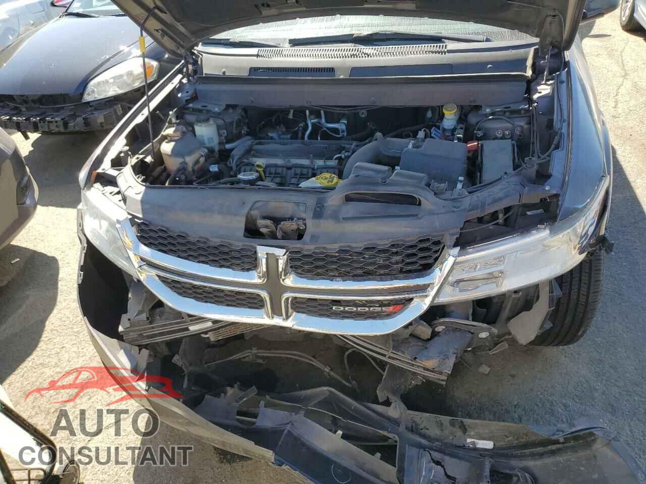DODGE JOURNEY 2017 - 3C4PDCAB8HT552414