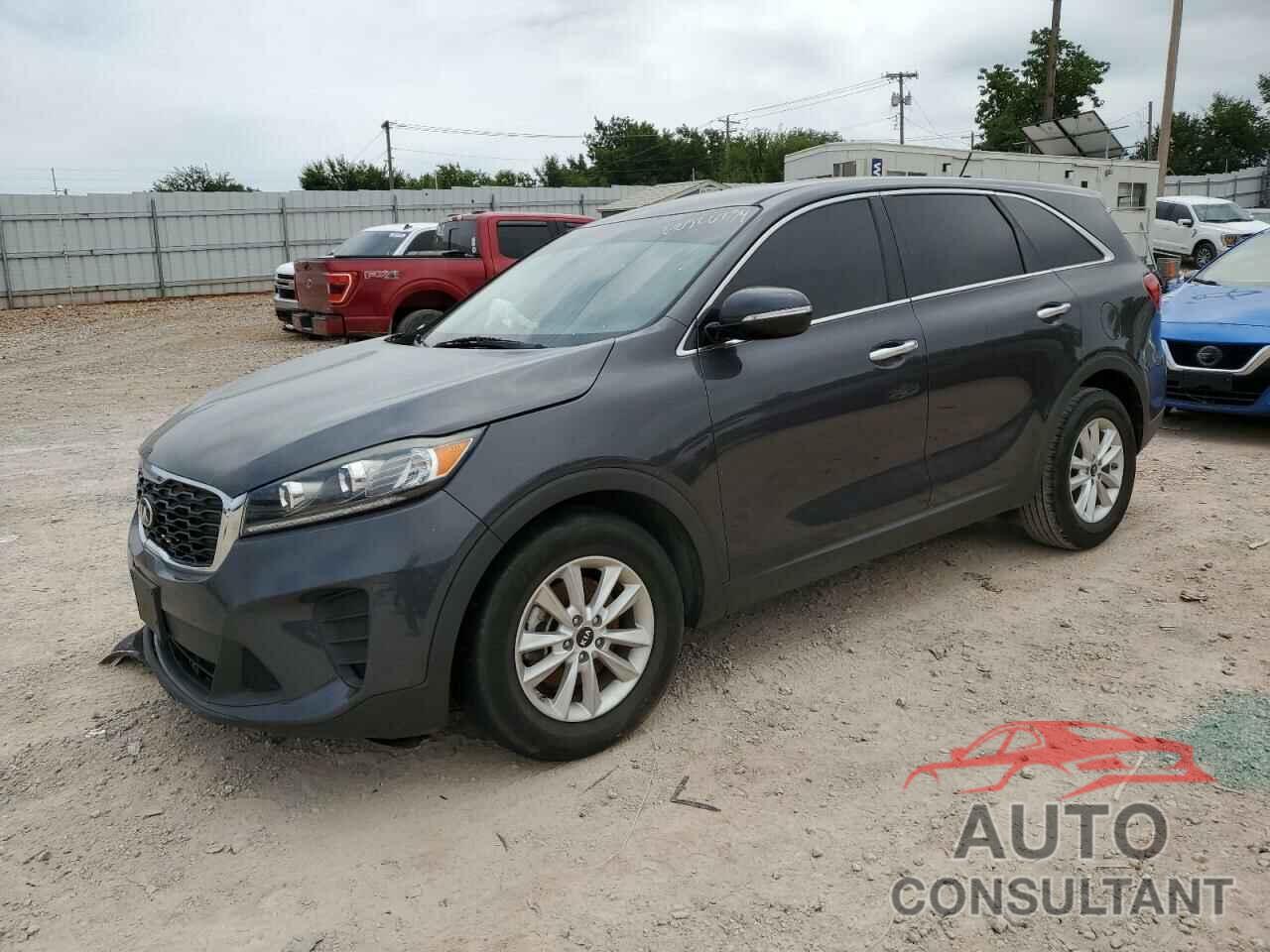 KIA SORENTO 2019 - 5XYPG4A59KG443093