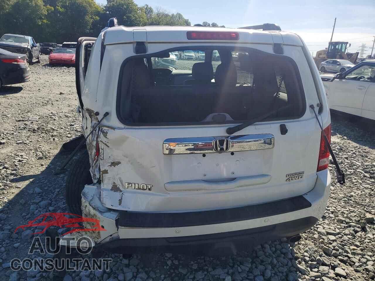 HONDA PILOT 2013 - 5FNYF4H93DB023422