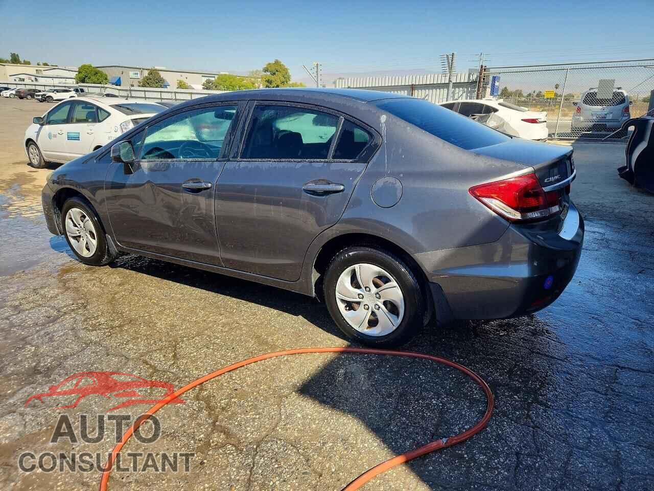 HONDA CIVIC 2013 - 2HGFB2F53DH572640