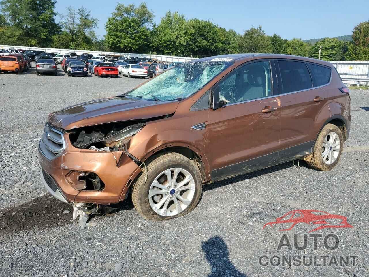 FORD ESCAPE 2017 - 1FMCU0GD9HUE83613
