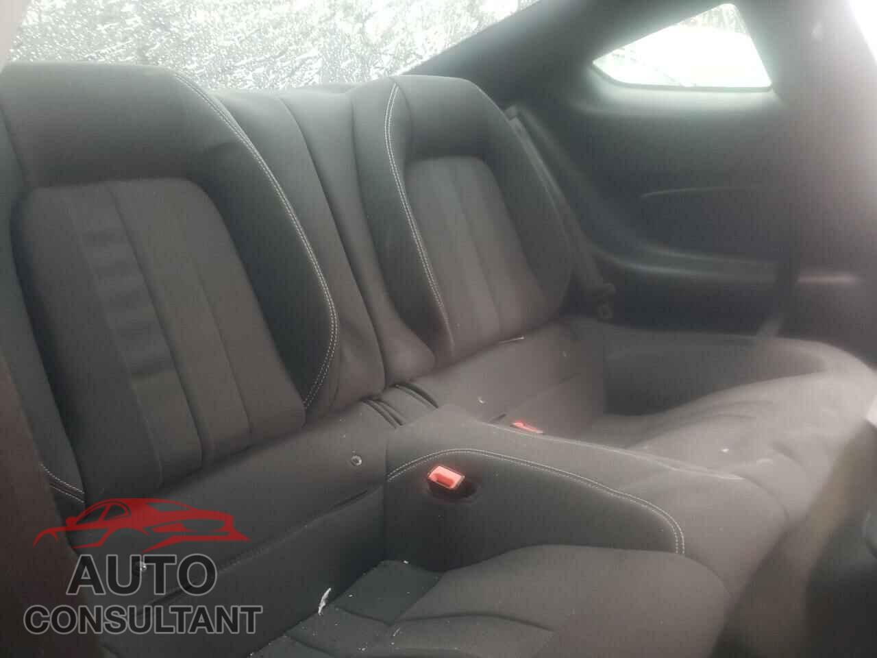 FORD MUSTANG 2018 - 1FA6P8TH1J5127467