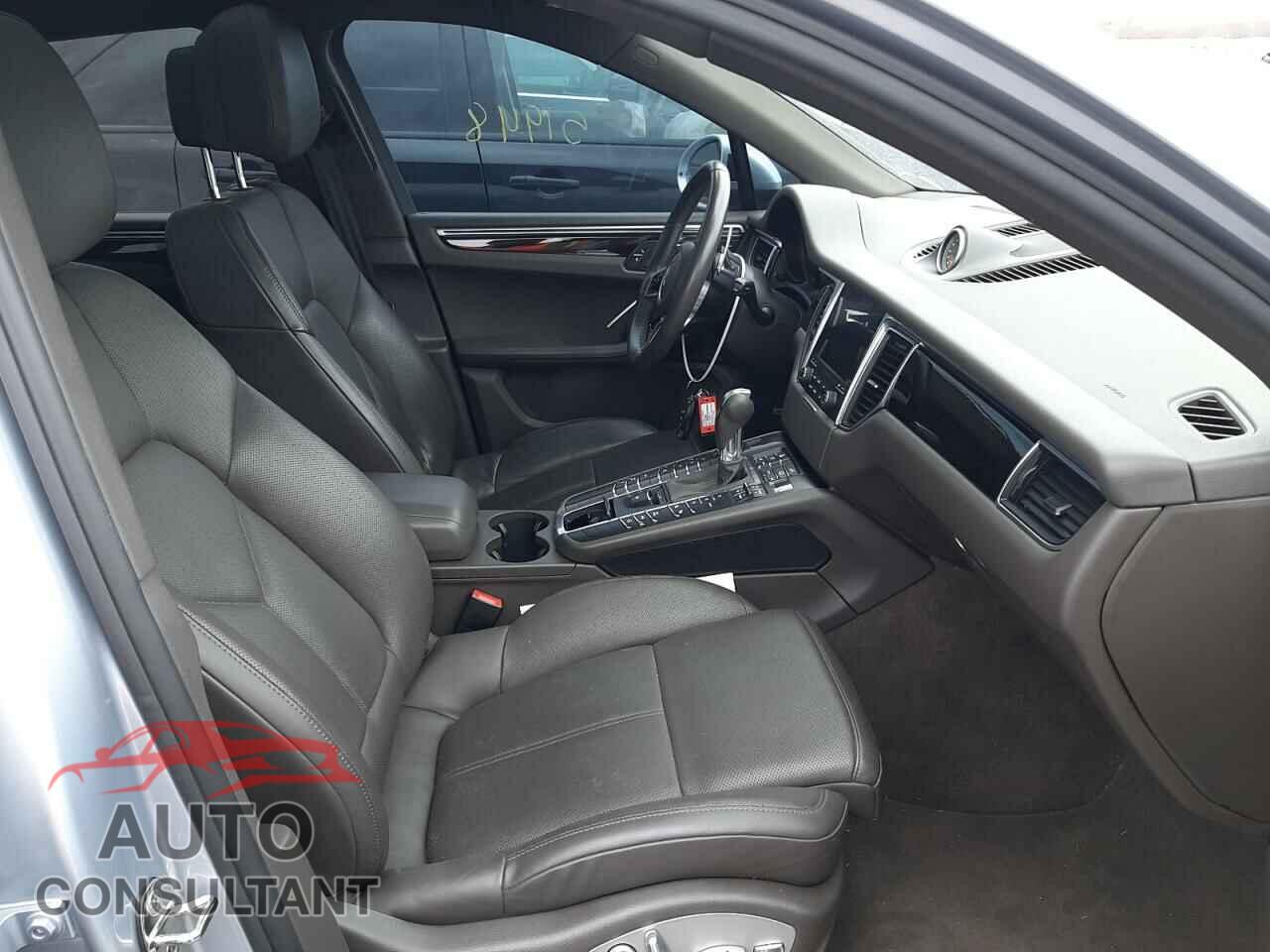 PORSCHE MACAN 2017 - WP1AA2A57HLB06204