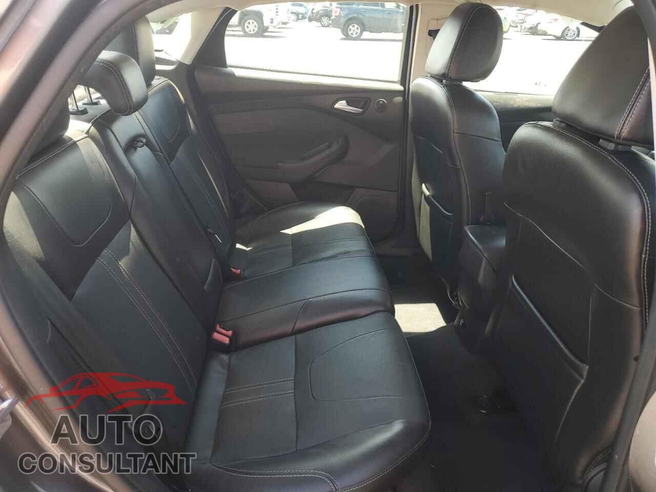 FORD FOCUS 2014 - 1FADP3J29EL321500