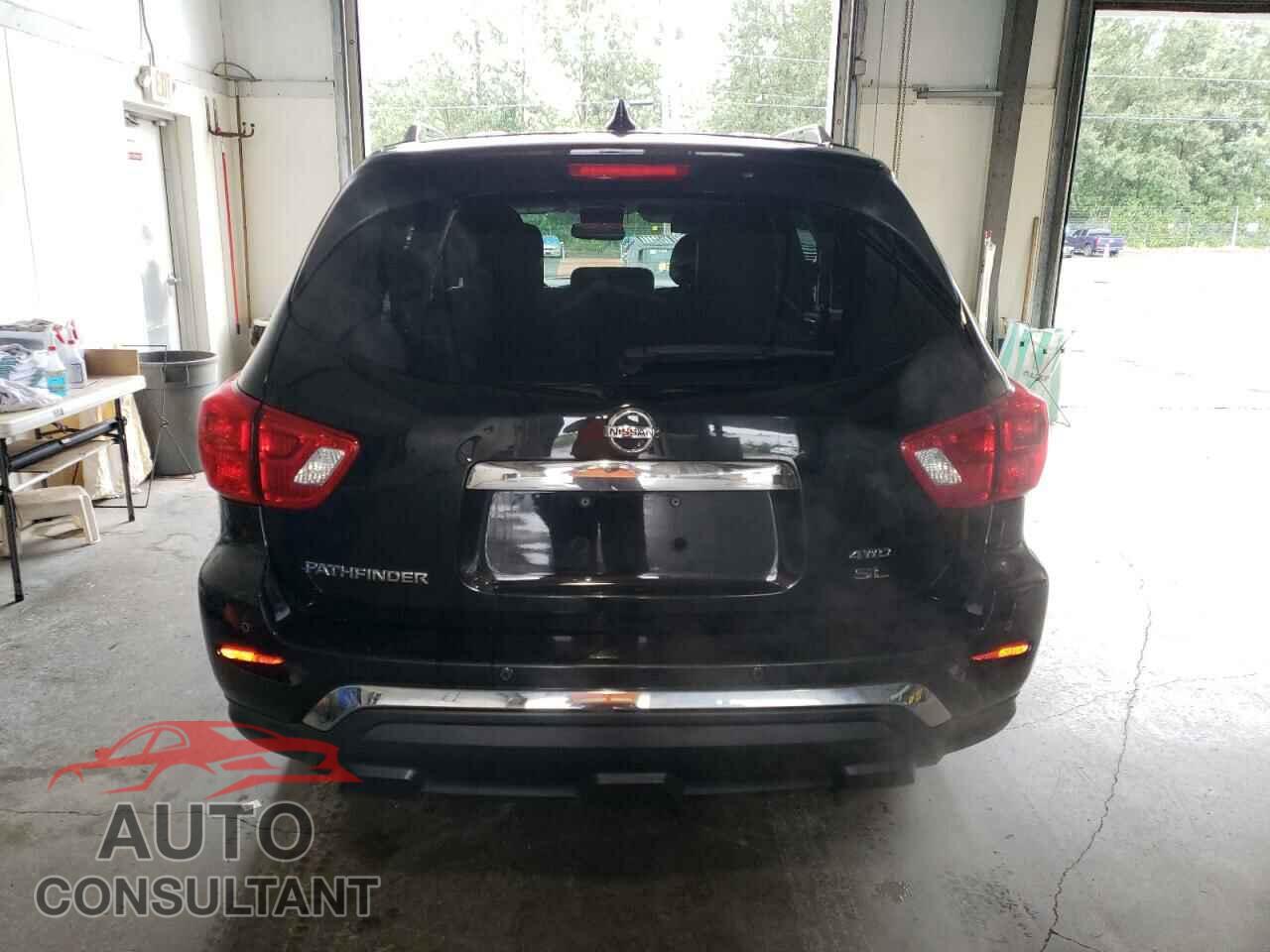 NISSAN PATHFINDER 2019 - 5N1DR2MM0KC625821