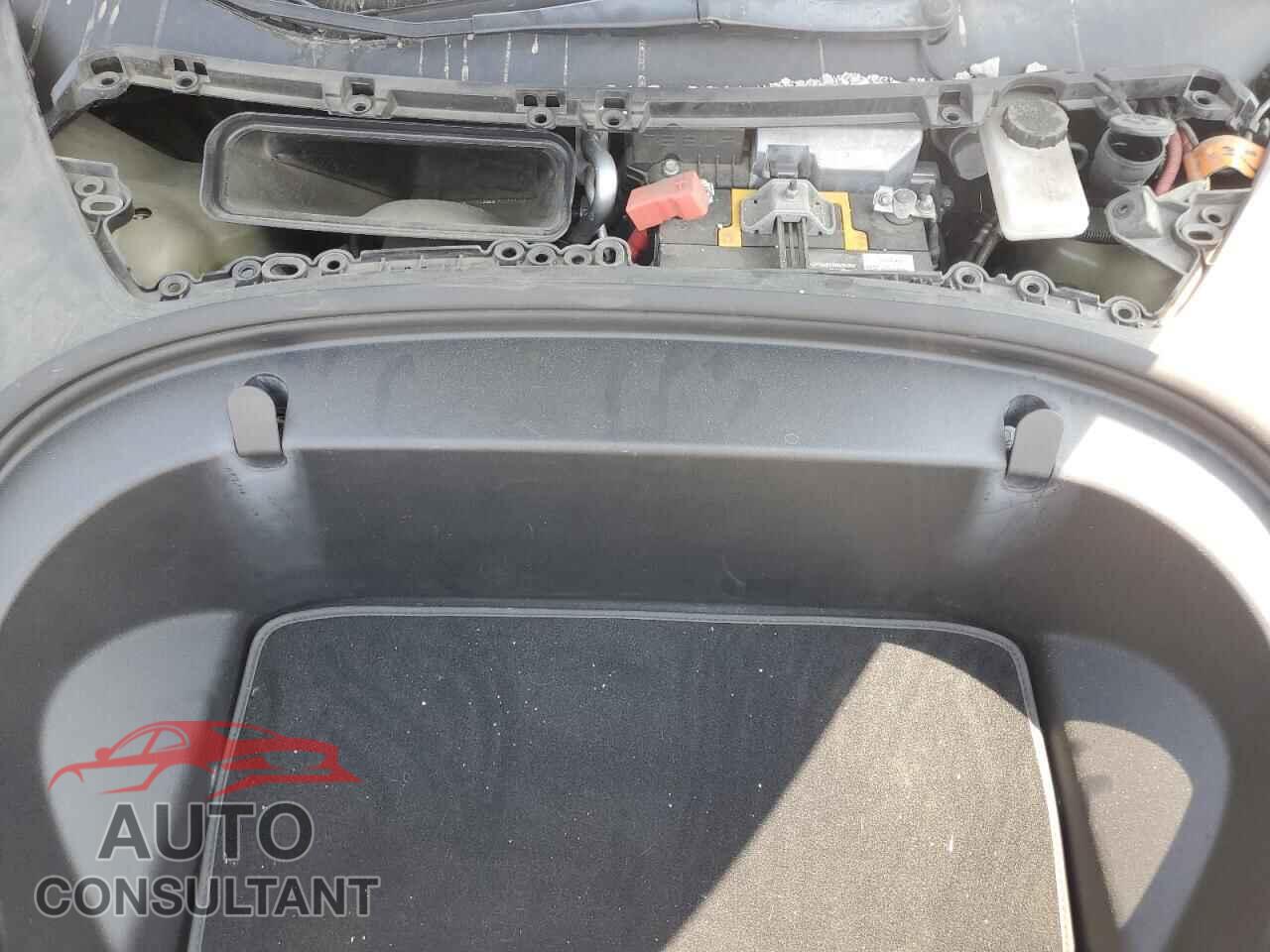 TESLA MODEL 3 2018 - 5YJ3E1EA6JF056517