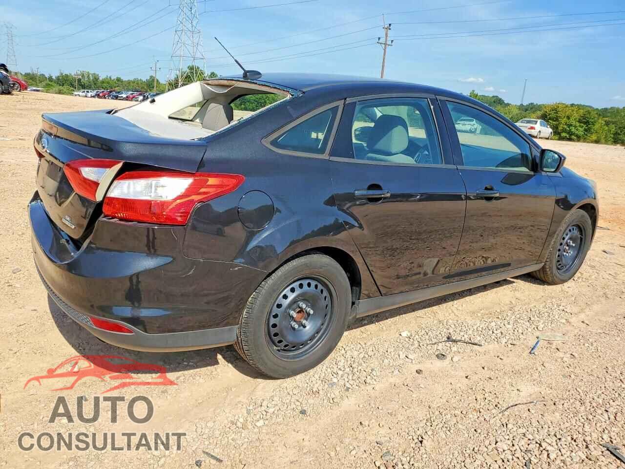 FORD FOCUS 2012 - 1FAHP3F26CL404356