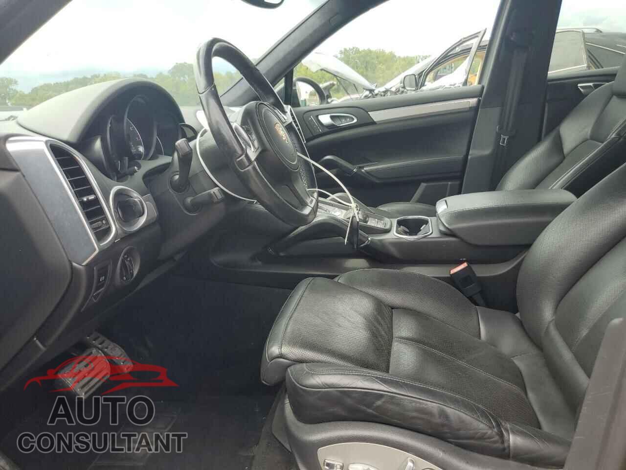 PORSCHE CAYENNE 2013 - WP1AD2A20DLA77703