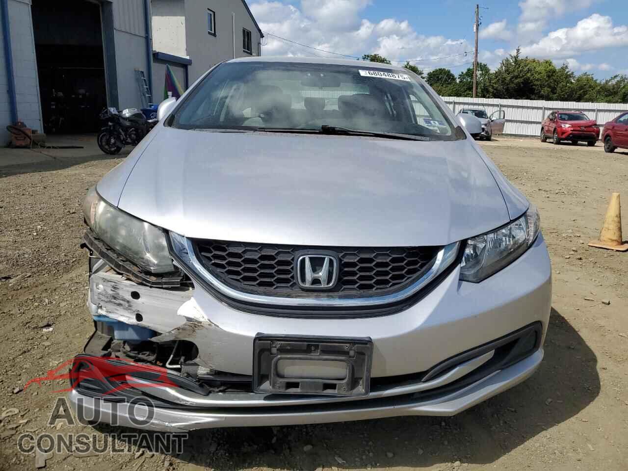 HONDA CIVIC 2013 - 19XFB2F58DE245211