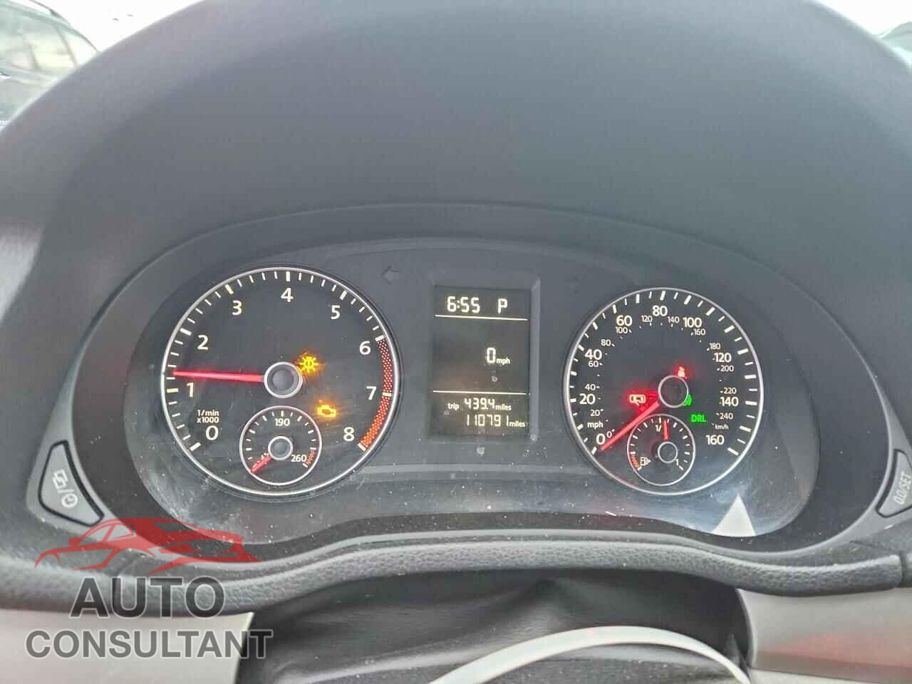 VOLKSWAGEN PASSAT 2015 - 1VWAT7A36FC103246