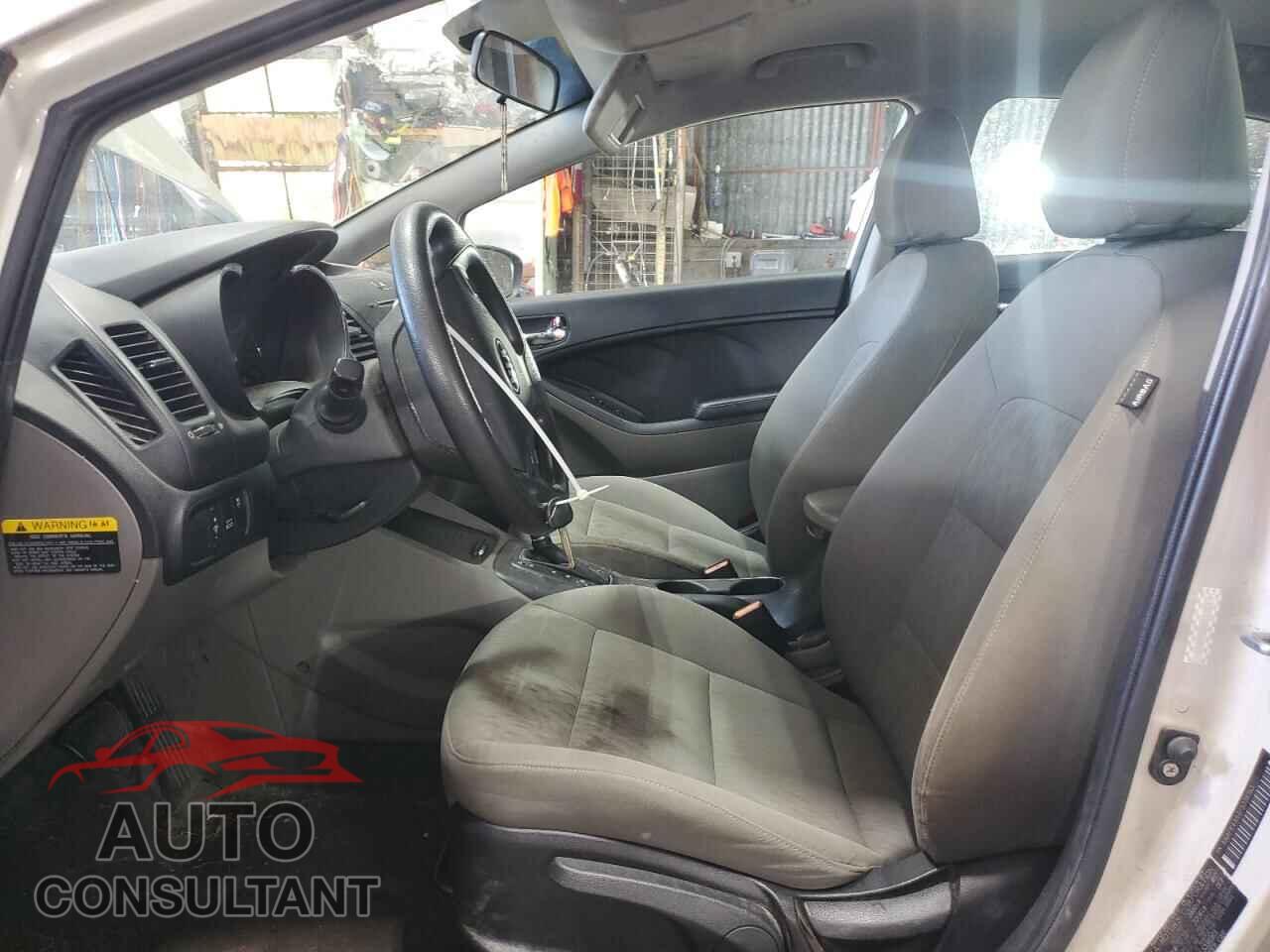 KIA FORTE 2015 - KNAFK4A64F5338363