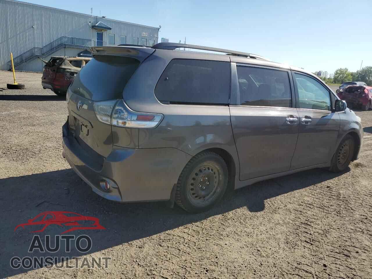 TOYOTA SIENNA 2013 - 5TDXK3DC8DS400485