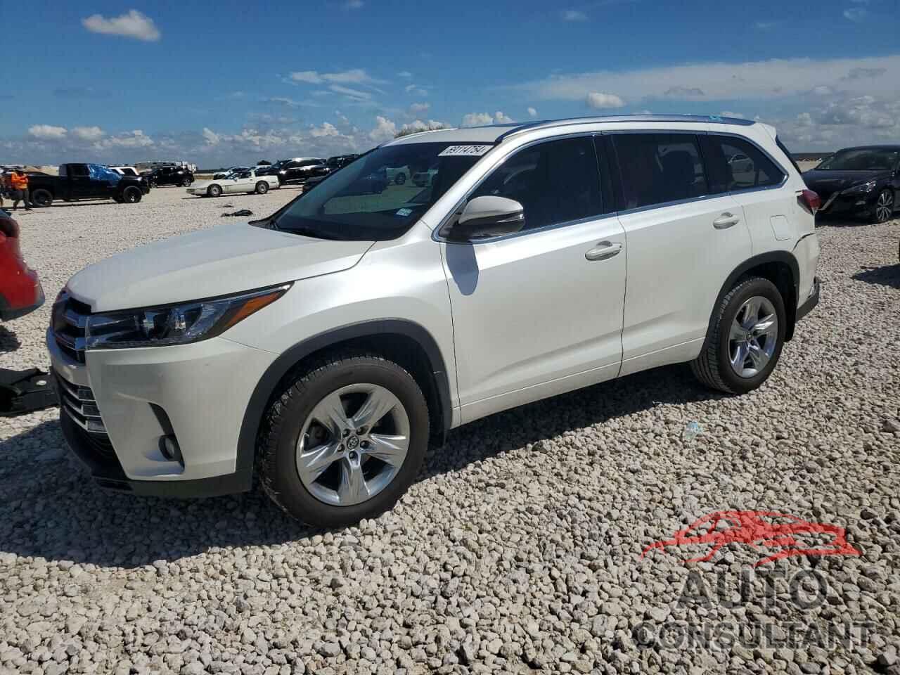 TOYOTA HIGHLANDER 2018 - 5TDDZRFH2JS484924