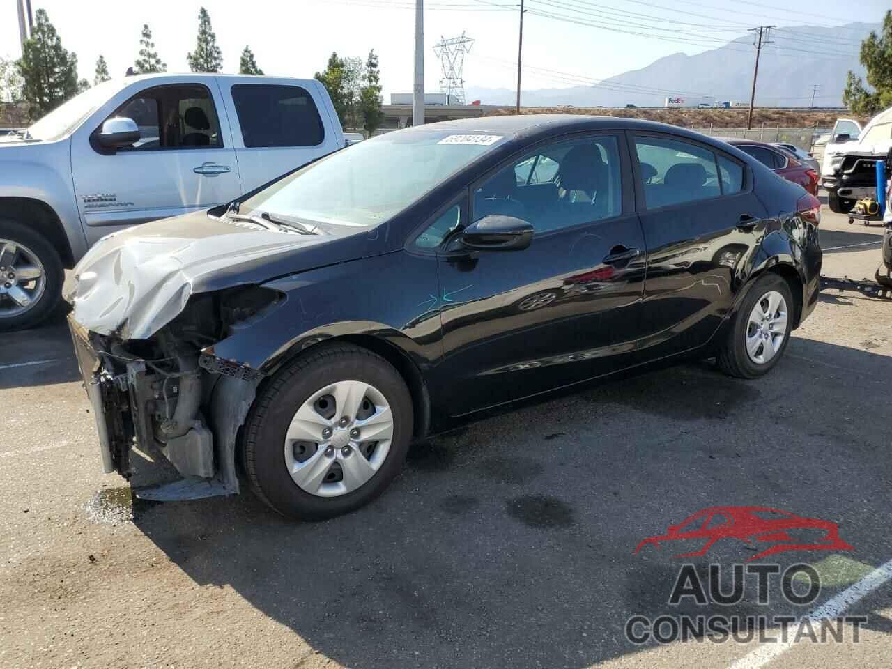 KIA FORTE 2018 - 3KPFK4A76JE251735