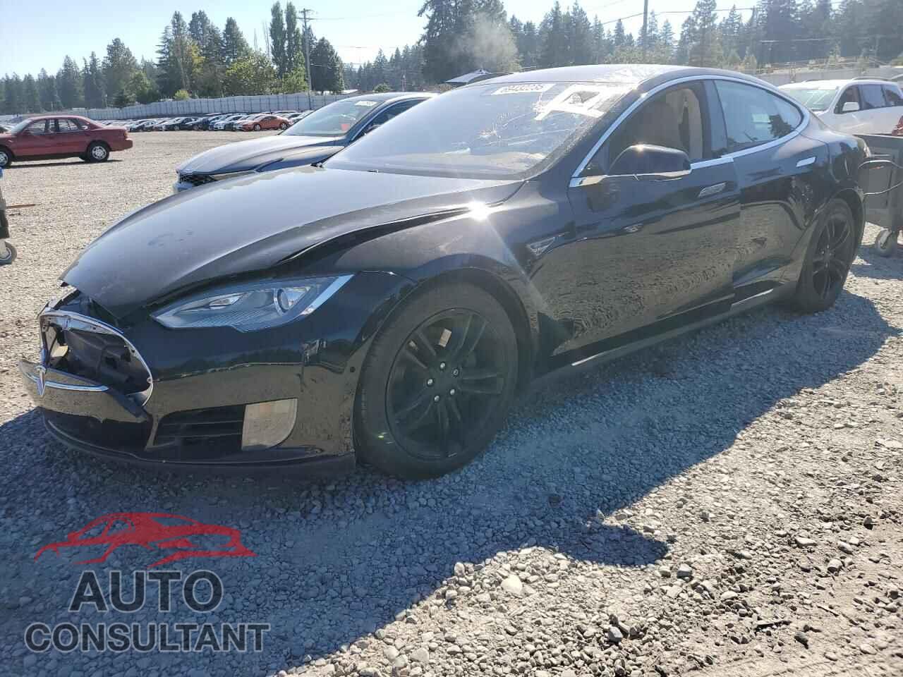 TESLA MODEL S 2015 - 5YJSA1S28FF082757