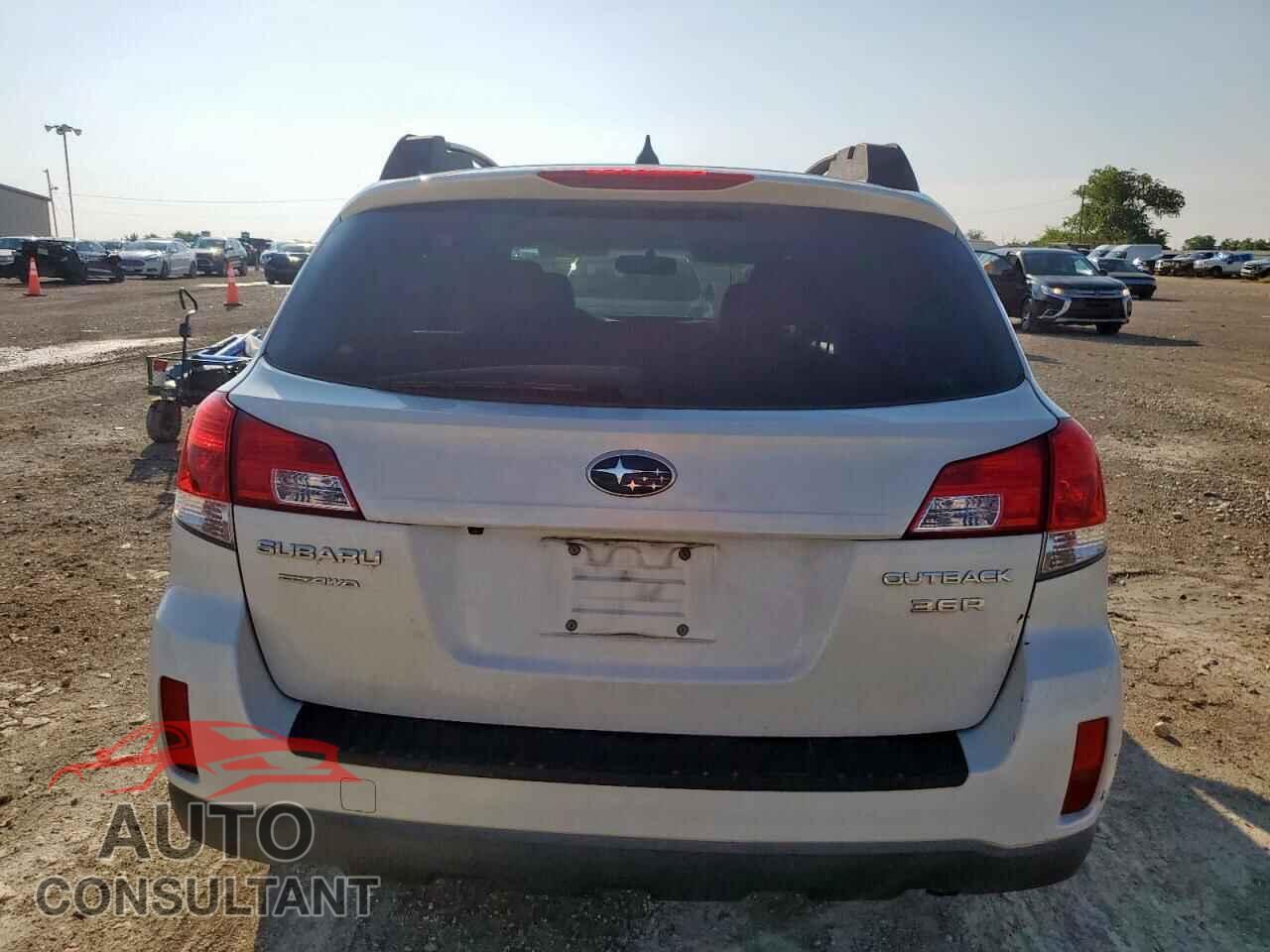SUBARU OUTBACK 2013 - 4S4BRDSC7D2284276