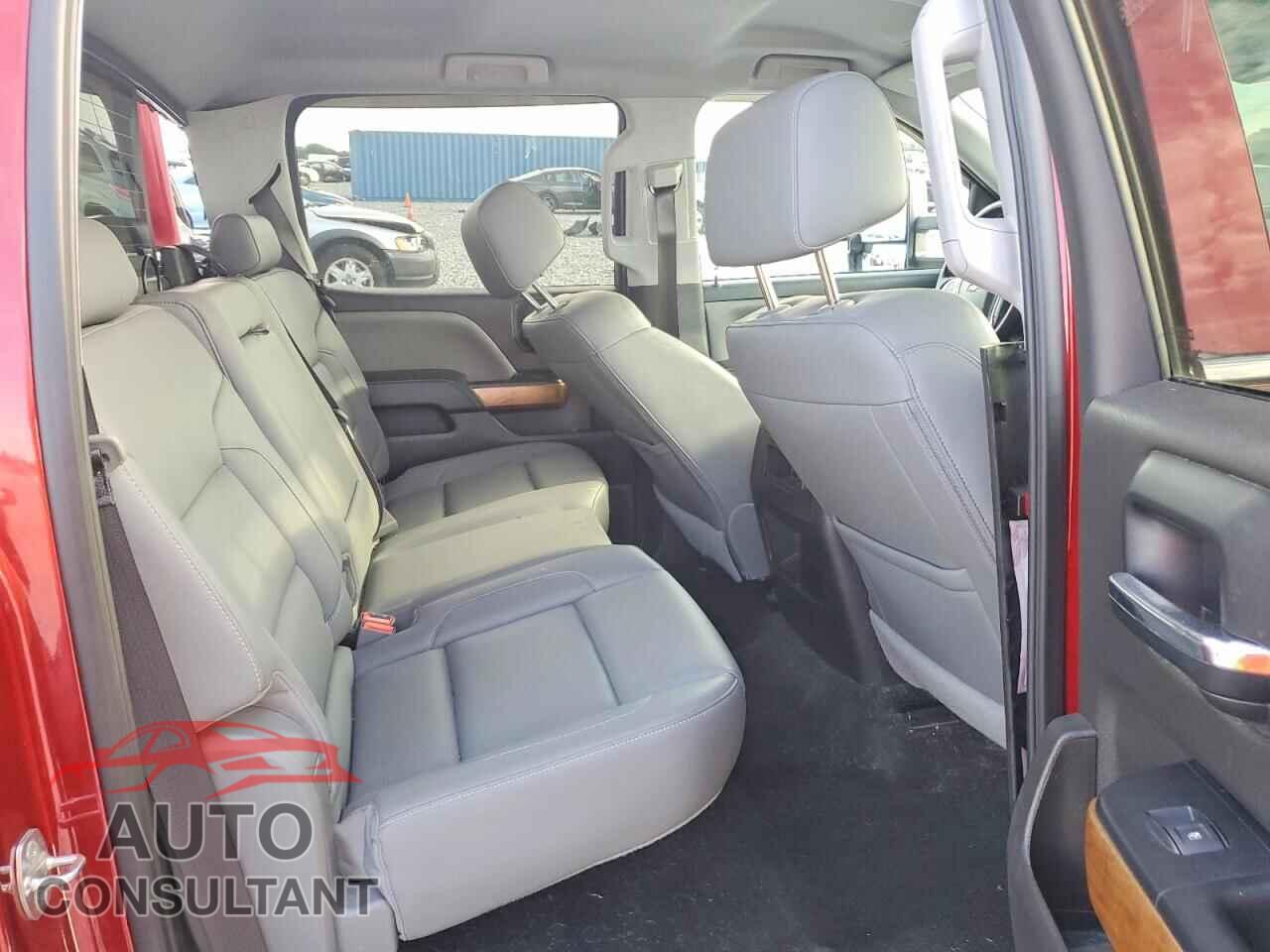CHEVROLET SILVERADO 2018 - 3GCUKSEC9JG226237