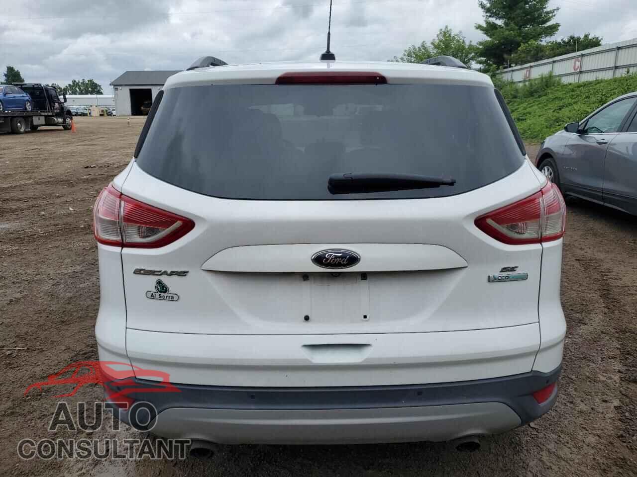 FORD ESCAPE 2016 - 1FMCU0GX8GUC51366