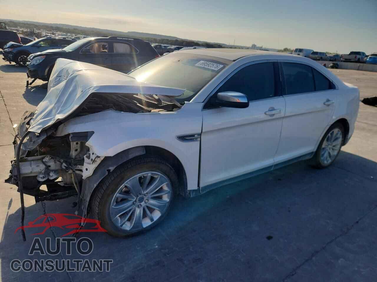 FORD TAURUS 2011 - 1FAHP2FW7BG133845